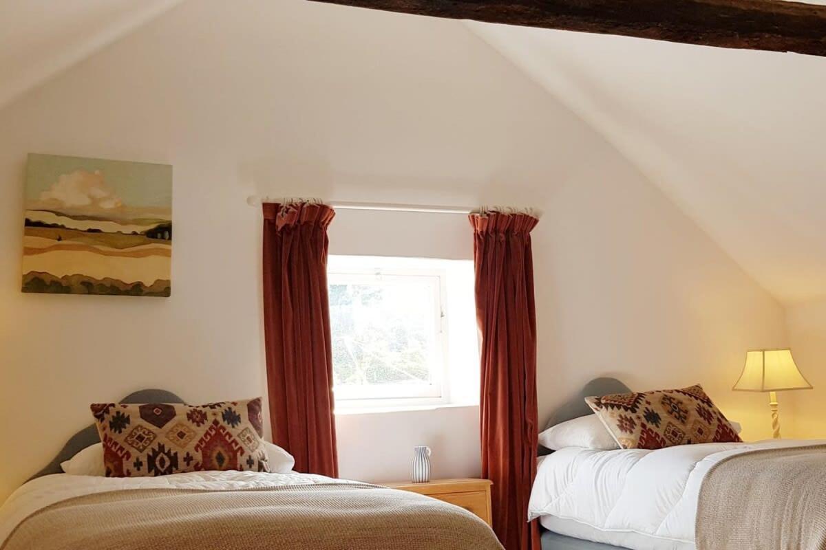 The Old Post Office A Cosy Rural Gem - Dartmoor Widecombe in the Moor